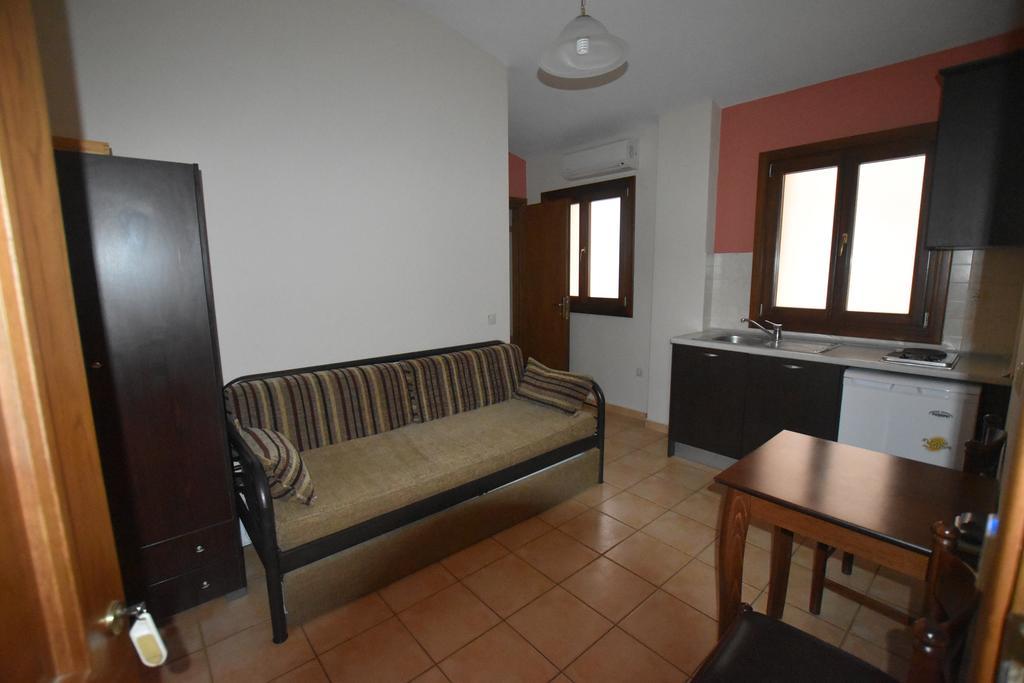 Pansion Fani Apartment อูรานูโปลี ภายนอก รูปภาพ